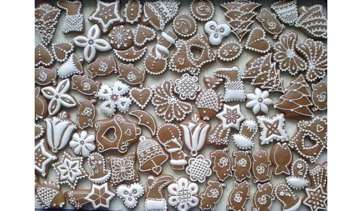 Pečenie perníčkov a ich zdobenie